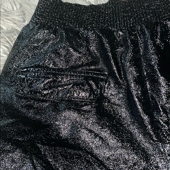 Karl Lagerfeld Black Patent Leather Shorts Size L - Picture 8 of 10